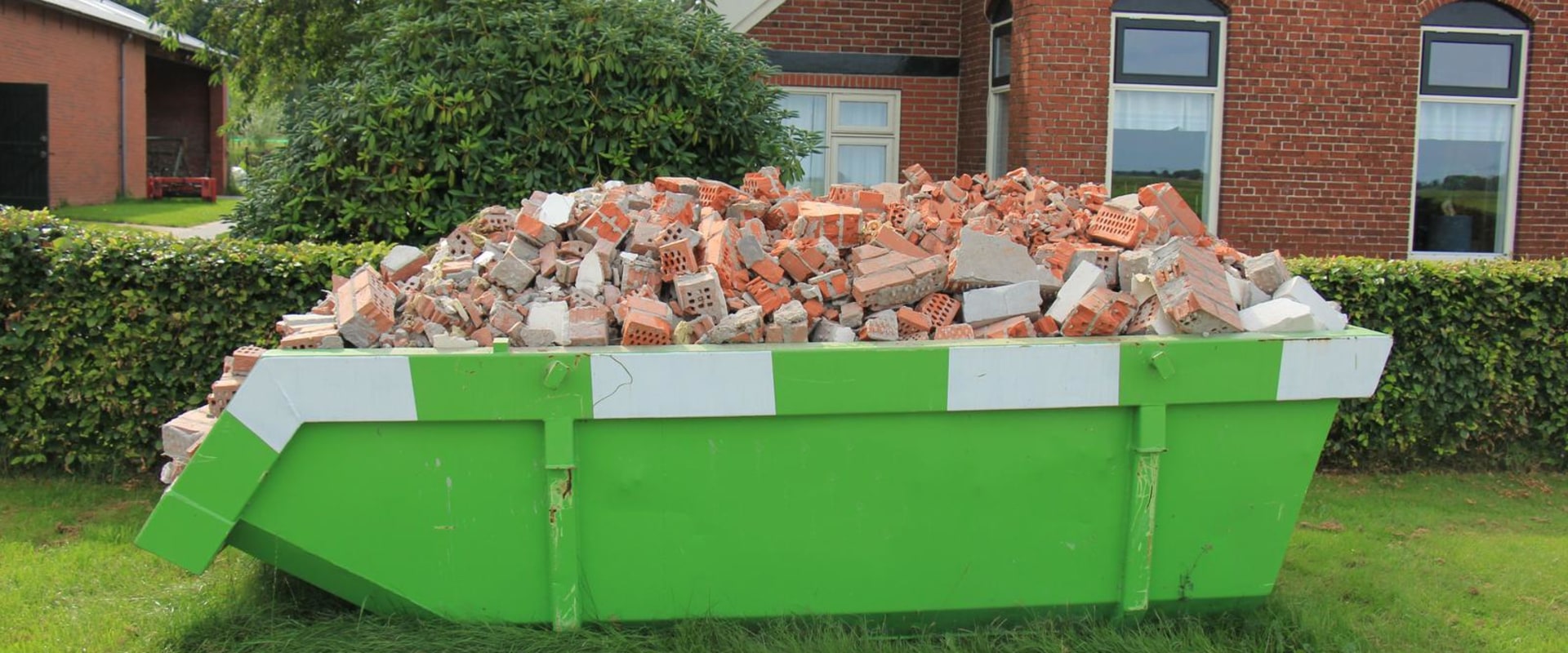 The Importance of a Clean Construction Site in Louisville, KY